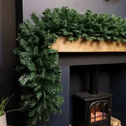 2.7m (9ft) X 38cm Premier Luxury Extra Bushy Plain Green Christmas Garland 7 2.7m (9ft) X 38cm Premier Luxury Extra Bushy Plain Green Christmas Garland -Deals Christmas Decor Store 2 7m 9ft x 38cm premier luxury extra bushy plain green christmas garland5056589187798 04c MP