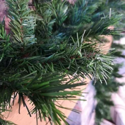 270cm (9ft) Plain Green Kateson Fir Green Christmas Garland With 180 Tips -Deals Christmas Decor Store 270cm 9ft plain green kateson fir green christmas garland with 180 tips5056589197896 03c MP