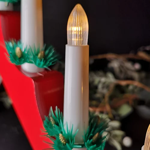 29cm Snow White Christmas Candlebridge With 7 Bulbs In Red Wood Battery Operated 3 29cm Snow White Christmas Candlebridge With 7 Bulbs In Red Wood Battery Operated - Image 3