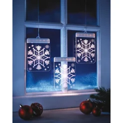 3 X 3D Hanging Snowflake Lights - Battery Powered Christmas Themed Window Decoration - Each Light Measures H16 X W11.5 X D1cm