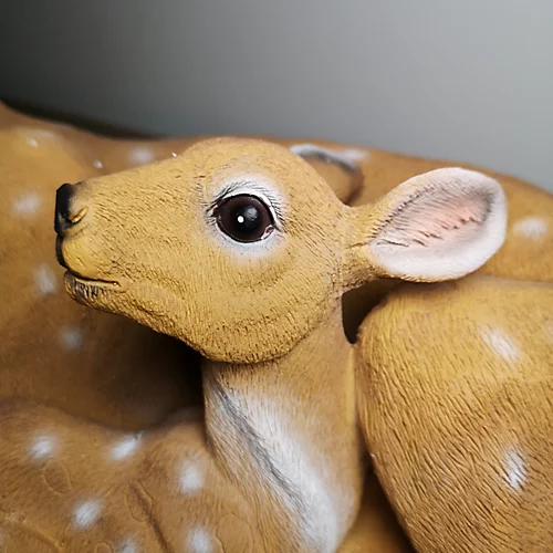 30cm Premier Christmas Resting Reindeer Doe And Fawn Mum And Baby Ornament 2 30cm Premier Christmas Resting Reindeer Doe And Fawn Mum And Baby Ornament - Image 2