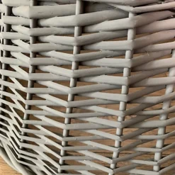 40/60cm Samuel Alexander Medium Deluxe Wicker Willow Christmas Tree Skirt - Dark Grey -Deals Christmas Decor Store 40 60cm samuel alexander medium deluxe wicker willow christmas tree skirt dark grey5056589192358 02c MP