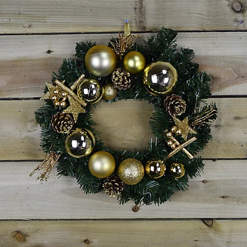 40cm Christmas Decoration Wreath With Stars, Pine Cones And Gold Baubles 1 40cm Christmas Decoration Wreath With Stars, Pine Cones And Gold Baubles