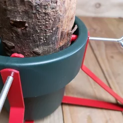 46cm Four Legged Christmas Tree Stand Green Red Metal With Water Container -Deals Christmas Decor Store 46cm four legged christmas tree stand green red metal with water container5060907225277 02c MP