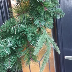 50cm Festive Green Norfolk Pine Christmas Wreath PE/PVC Tips -Deals Christmas Decor Store 50cm festive green norfolk pine christmas wreath pe pvc tips5056589195496 04c MP