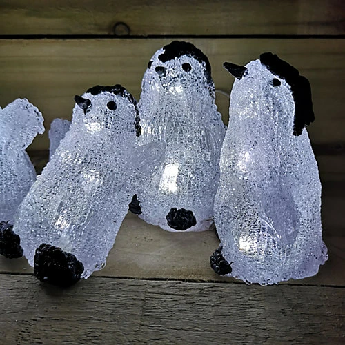 5pcs 13cm Acrylic Light Up Christmas Penguin Decoration With 30 White LEDs 4 5pcs 13cm Acrylic Light Up Christmas Penguin Decoration With 30 White LEDs - Image 4