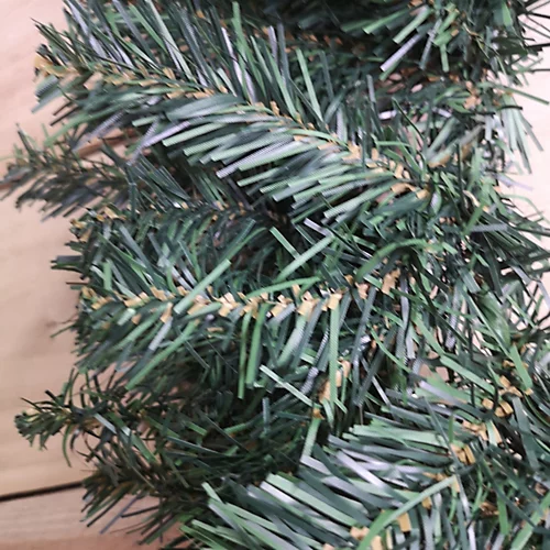 60cm Plain Green Christmas Wreath With 180 Tips 3 60cm Plain Green Christmas Wreath With 180 Tips - Image 3