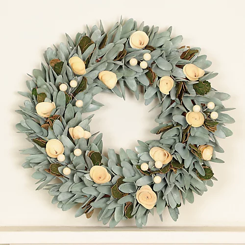 Crocus And Berry Summer Autumn Winter Door Decoration Christmas Wreath 36cm 3 Crocus And Berry Summer Autumn Winter Door Decoration Christmas Wreath 36cm - Image 3