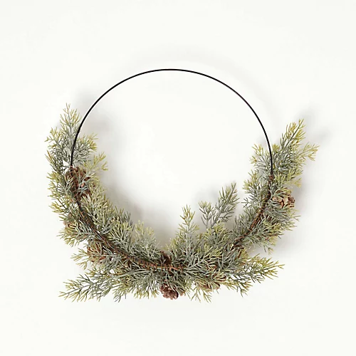 Homescapes Pinecone & Green Fir Wire Christmas Wreath 4 Homescapes Pinecone & Green Fir Wire Christmas Wreath - Image 4