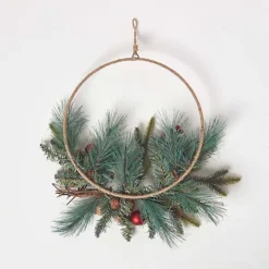 Homescapes Round Metal Hoop Traditional Christmas Wreath 7 Homescapes Round Metal Hoop Traditional Christmas Wreath -Deals Christmas Decor Store homescapes round metal hoop traditional christmas wreath5056280721550 04c MP