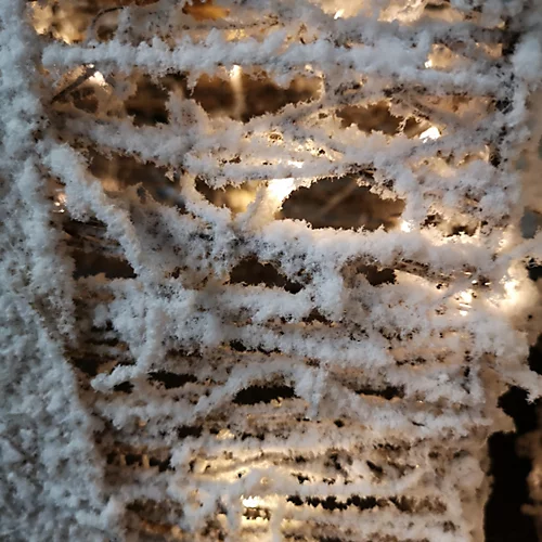 Kaemingk Christmas Set Of 3 Wicker Parcels Snow Effect With LED Lights & Timer Function Battery Operated 4 Kaemingk Christmas Set Of 3 Wicker Parcels Snow Effect With LED Lights & Timer Function Battery Operated - Image 4