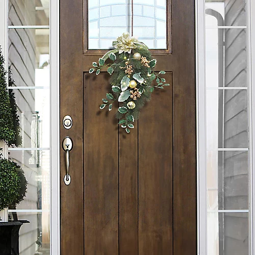 Livingandhome Christmas Swag Holiday Decor Battery Operated With 2M LED Light String 4 Livingandhome Christmas Swag Holiday Decor Battery Operated With 2M LED Light String - Image 4