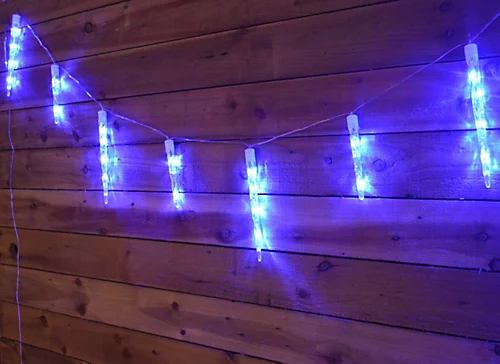 Premier 6.9m / 24 Chaser Icicle Shape Blue LED Christmas Lights Indoor / Outdoor 3 Premier 6.9m / 24 Chaser Icicle Shape Blue LED Christmas Lights Indoor / Outdoor - Image 3