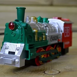 Premier Battery Operated Christmas Tree Train Toy With Carriage & Sound