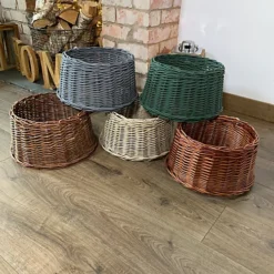 Samuel Alexander 33cm X 20cm Small Green Wicker Christmas Tree Skirt -Deals Christmas Decor Store samuel alexander 33cm x 20cm small green wicker christmas tree skirt5056589192266 03c MP