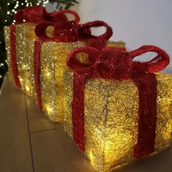 Set Of 3 LED Battery Powered Light Up Christmas Present Boxes In Gold & Red -Deals Christmas Decor Store set of 3 led battery powered light up christmas present boxes in gold red5060187575581 03c MP