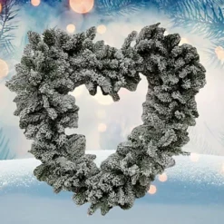Snowy Heart Christmas Door Wreath Large Artificial Door Decoration 50cm 528 Tips