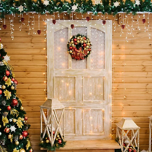 The Christmas Workshop 960 Warm White Icicle Christmas Lights For Indoor Or Outdoor Use 3 The Christmas Workshop 960 Warm White Icicle Christmas Lights For Indoor Or Outdoor Use - Image 3