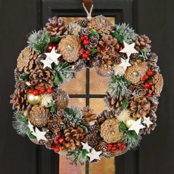 Traditional Red 34cm Wreath And 1.7m Garland Christmas Decorations -Deals Christmas Decor Store traditional red 34cm wreath and 1 7m garland christmas decorations5060964609249 04c MP